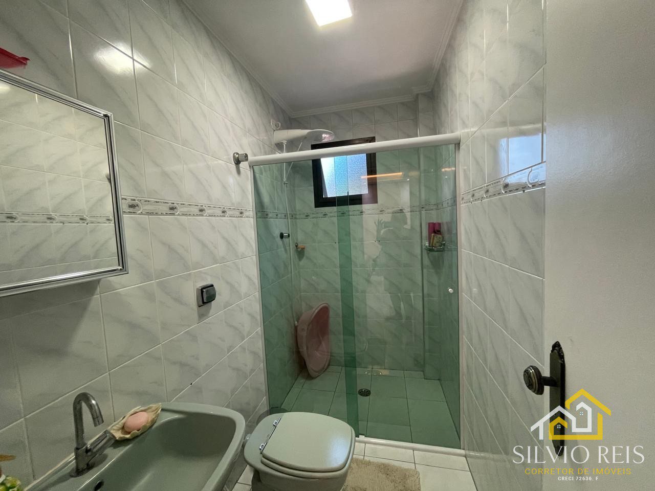 de1ac6e1-2d03-4424-8cd5-f4f0d4b5aba3