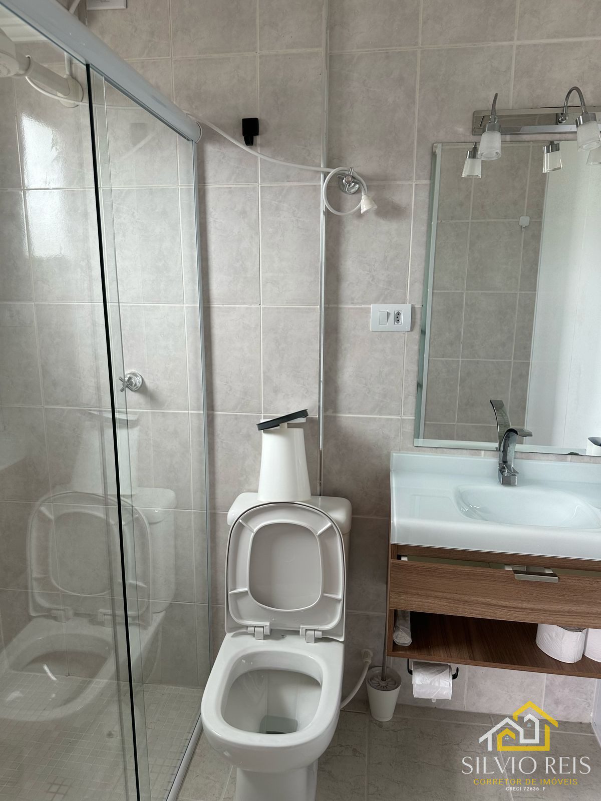 WhatsApp Image 2025-04-09 at 13.19.08