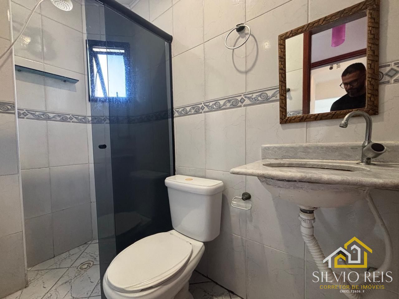 e3a44da1-2dfc-4733-bc8d-e04dde7d04a8