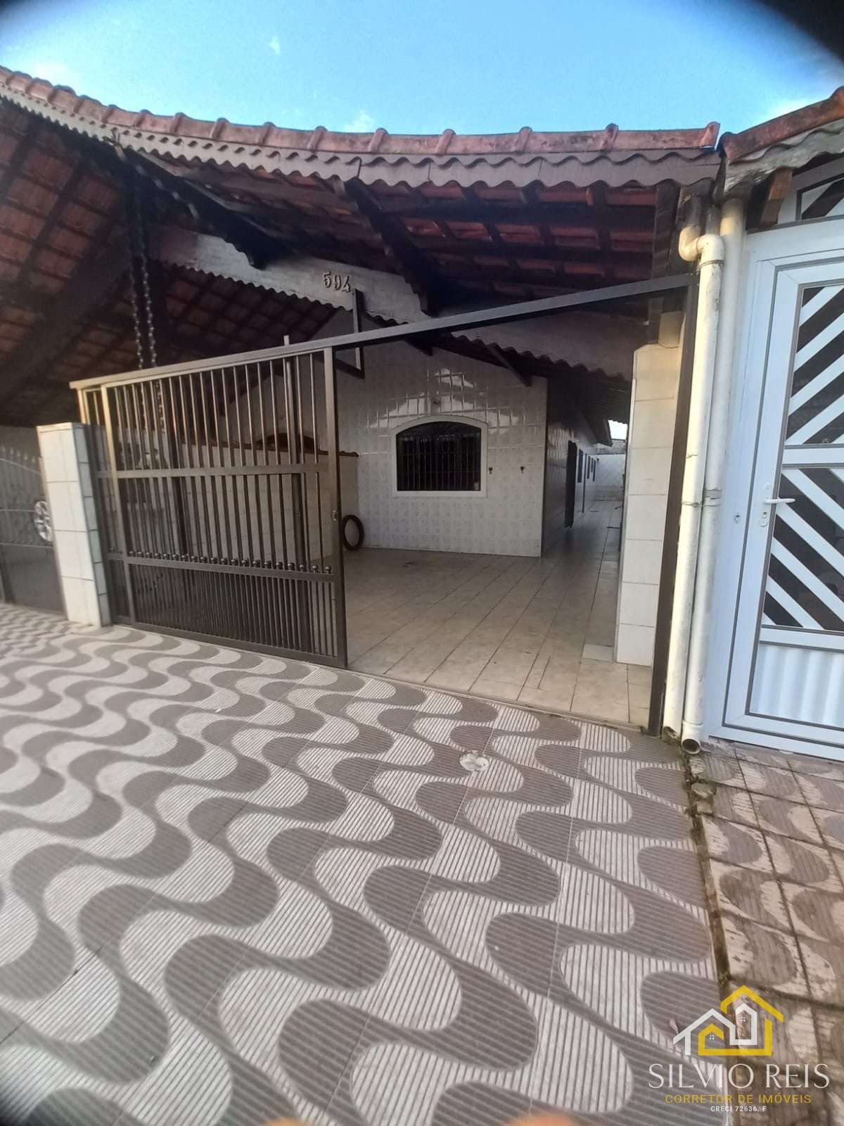 588b094d-d496-4e67-8d3c-50c86a06f02c