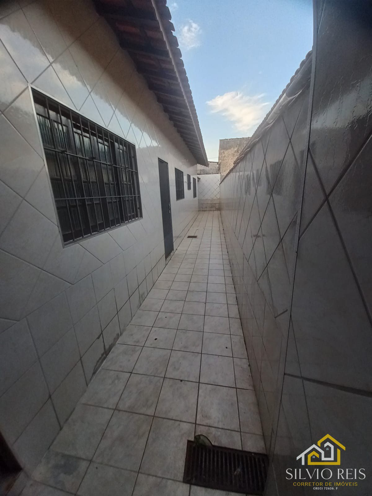 8afaa85e-6b95-4bf0-b0d6-8b117137b61b