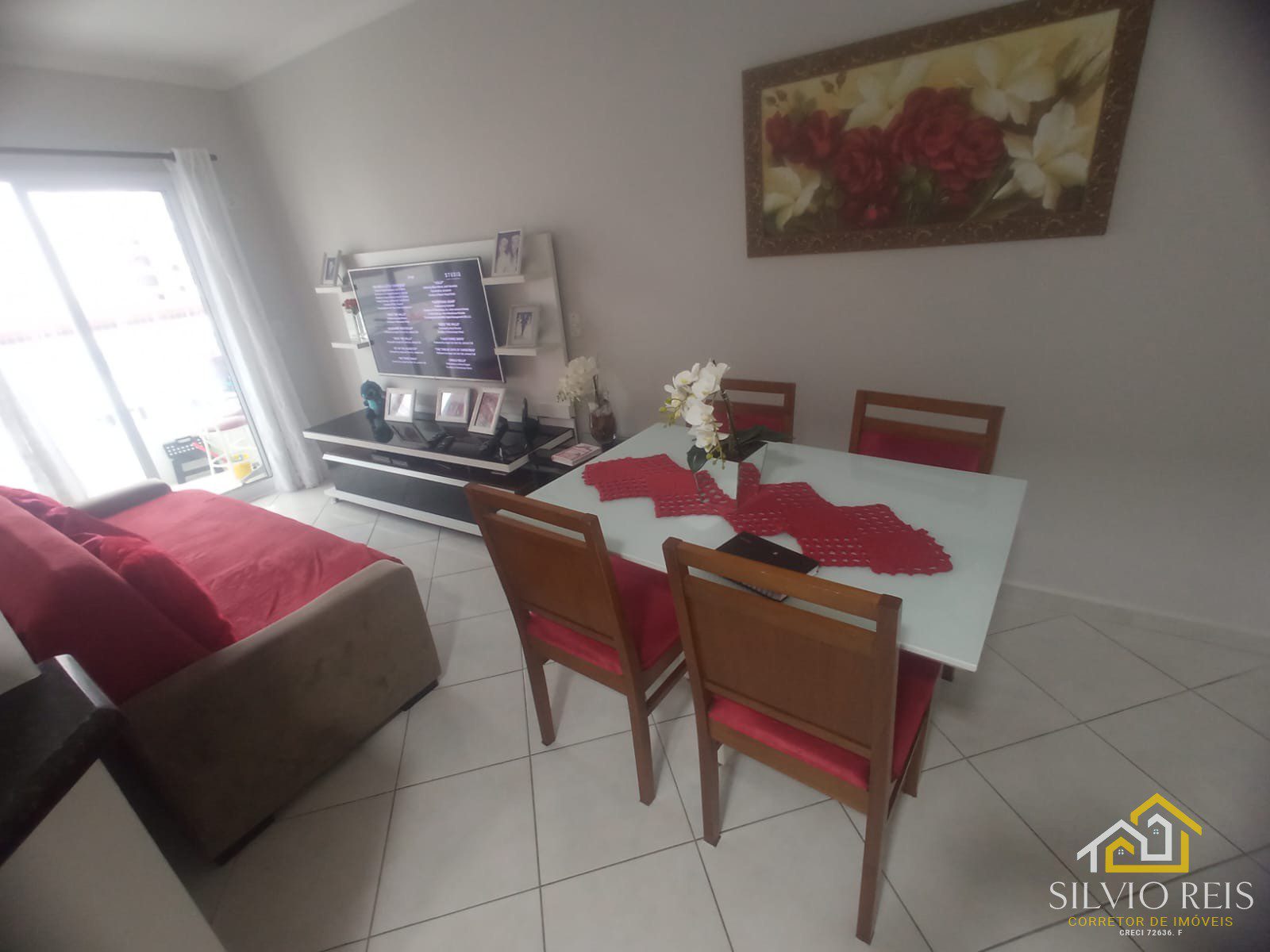 62cd72e9-e6cf-4d75-a5d5-923fc59ae66e