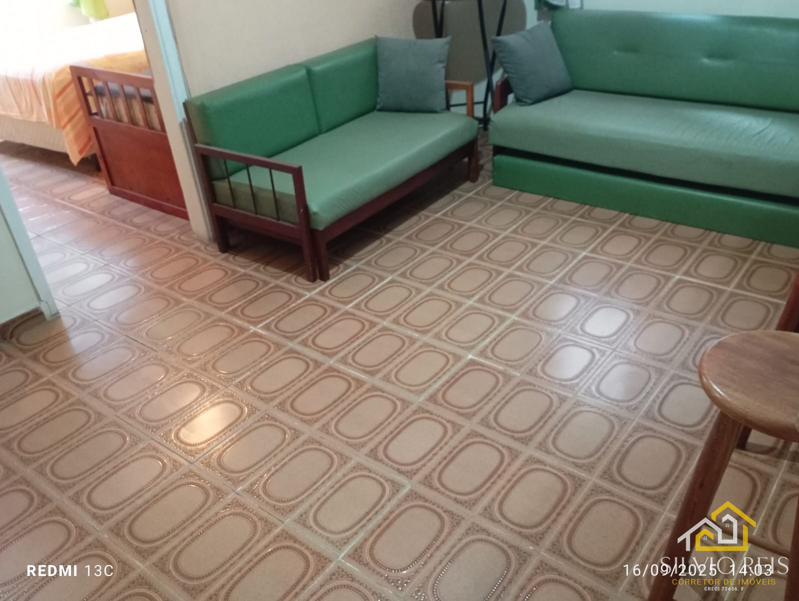 920a20af-c68d-435b-988b-d75df92f6f6e