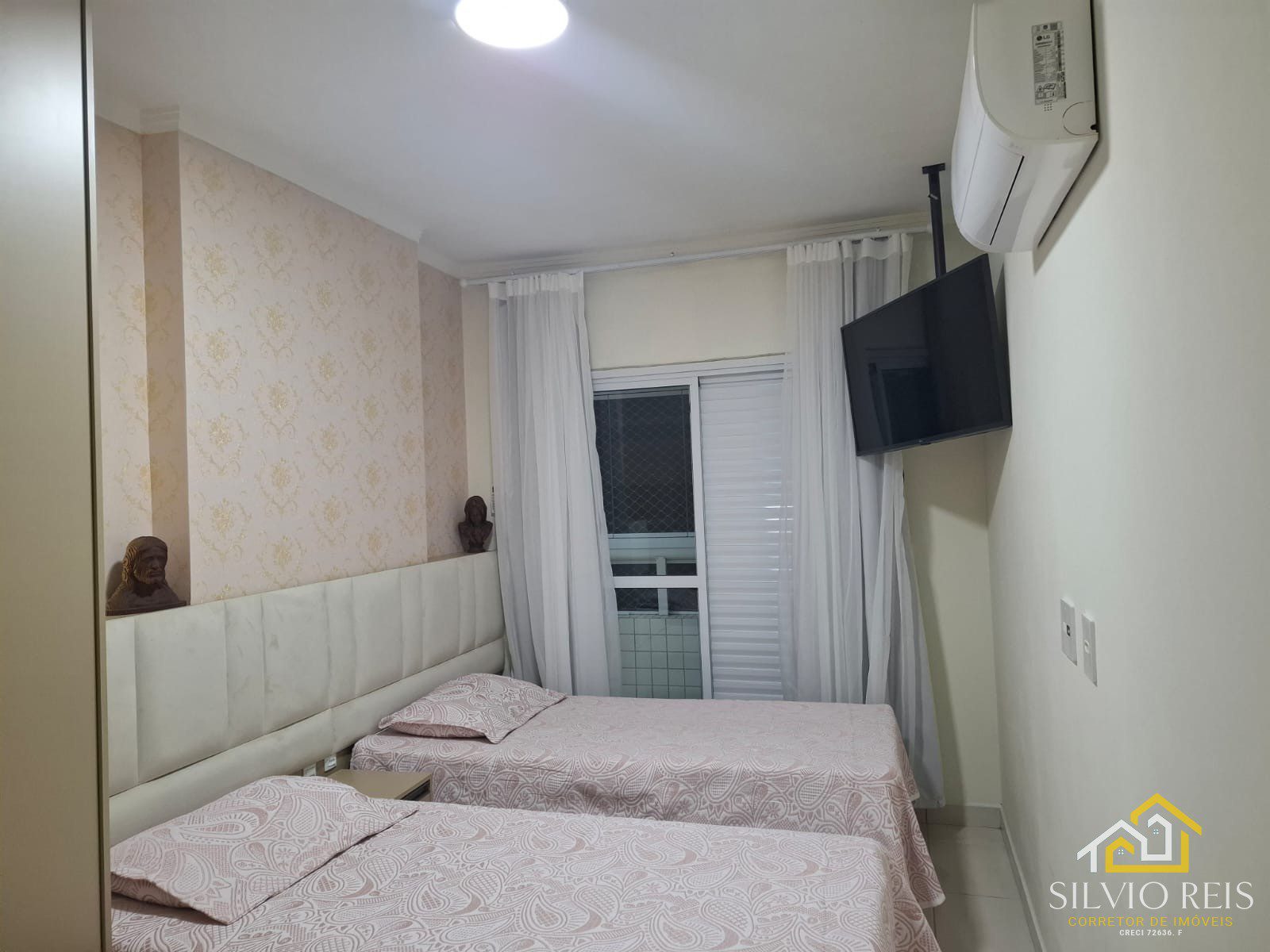 e0307a34-91af-4e3a-a165-5b0757bf1e5d