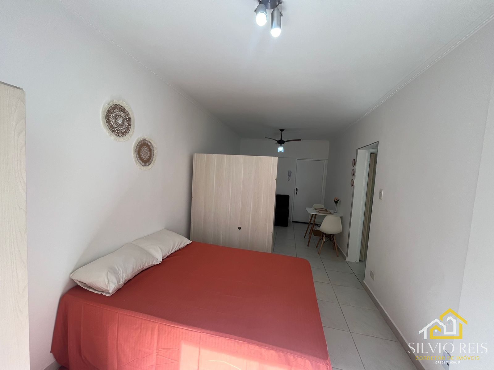 c2c298da-204a-49fa-b11c-9b6c3be3cf01